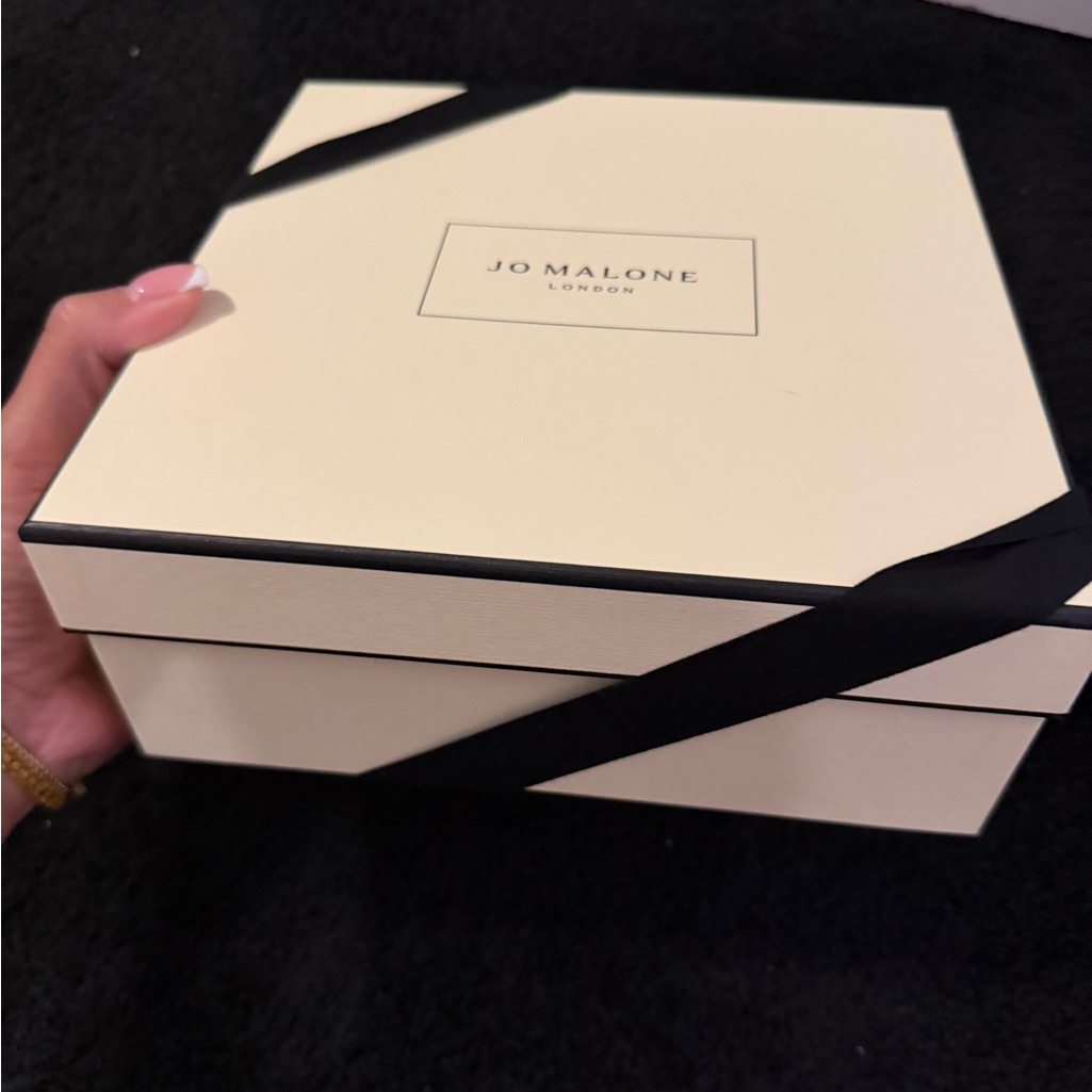 Jo Malone Cream And Black Presentation Box